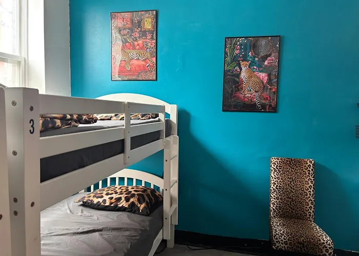 Queen Nest Hotel Toronto